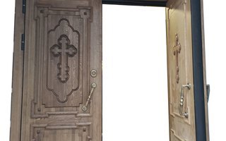 стальная двустворчатая дверь в храм