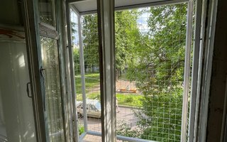 решетка антикошка для двухстворчатого окна